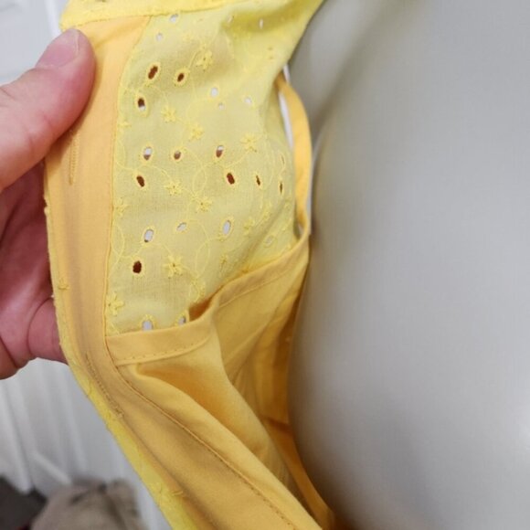 SOLD 🌟 J. Crew Yellow Eyelet Sleeveless Fit and Flair Shirtdress Size 4 - Picture 12 of 16